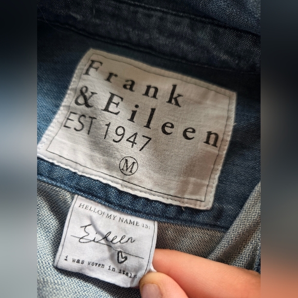 Frank & Eileen Barry Button Up Shirt - Picture 10 of 14